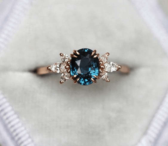 Rose gold & Topaz engagement ring - Pinterest
