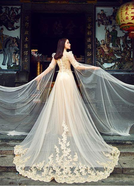 White And Gold Bridal Ao Dai | Vietnamese Traditional Bridal Dress  (#PHOENIX)