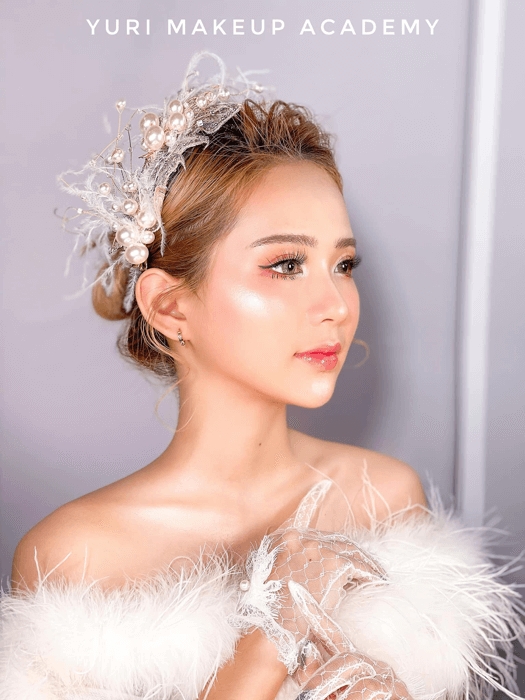 Trang điểm cô dâu của Yuri Makeup - Facebook