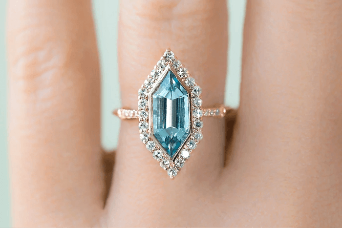 Natural Aquamarine Engagement Ring - Pinterest