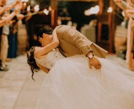 25 BEST ROMANTIC WEDDING SONGS FOR YOUR BIG DAY (update 2021)
